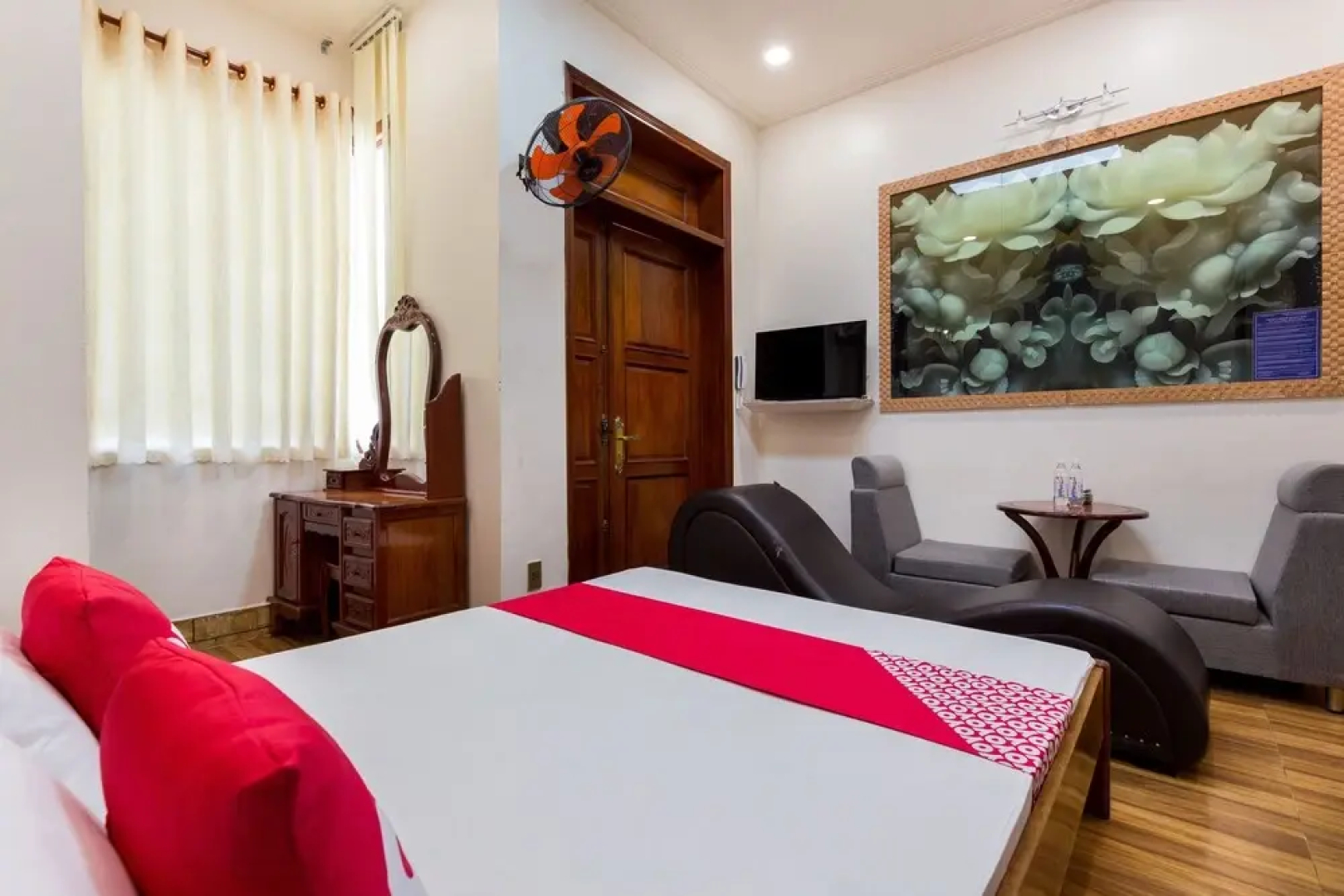 OYO 991 Duy Anh Hotel