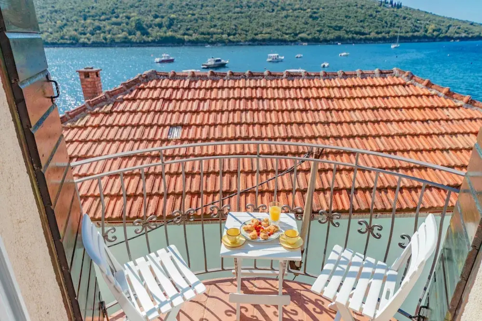 Apartment Bigovo Veljic-jaz