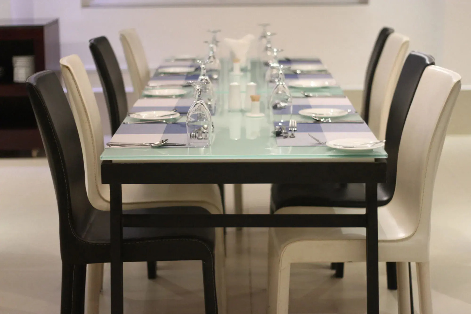 Earl's Red Passikudah