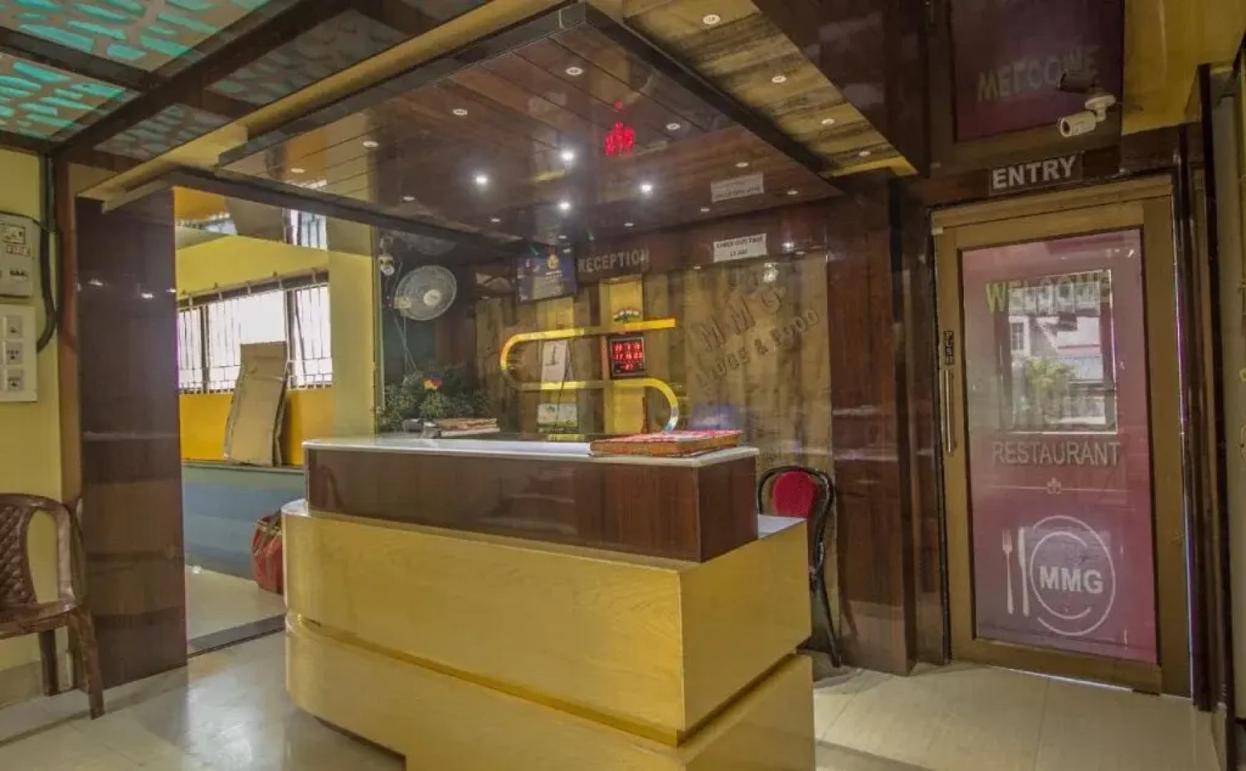 Hotel Mmg Lodge by OYO Rooms