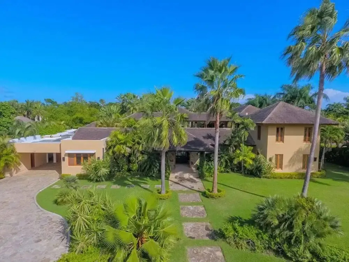 Villa Moderne Luxury Caribbean Villa Rental