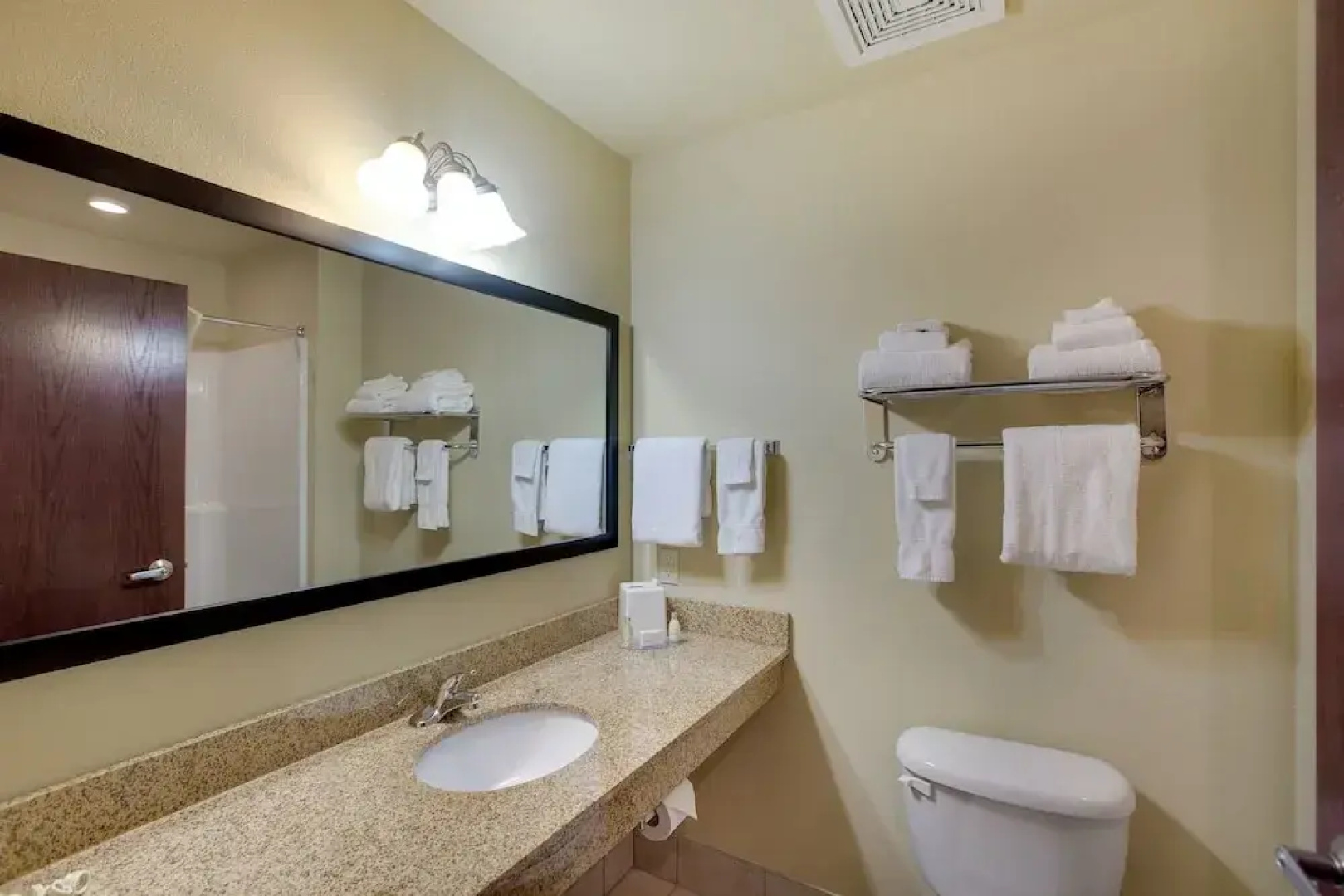 Americinn By Wyndham Oshkosh