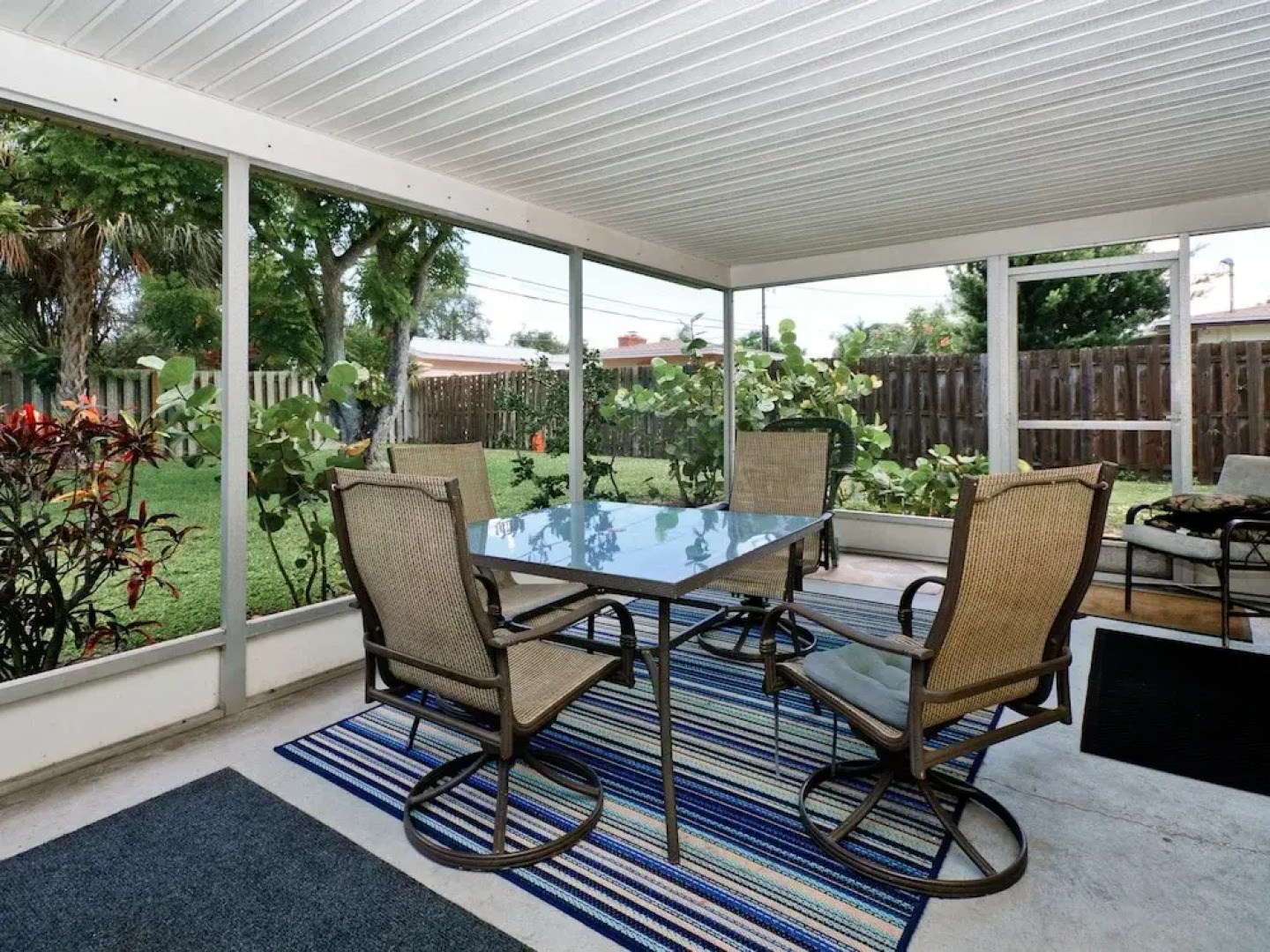 Venice Harbor 604 by Vtrips