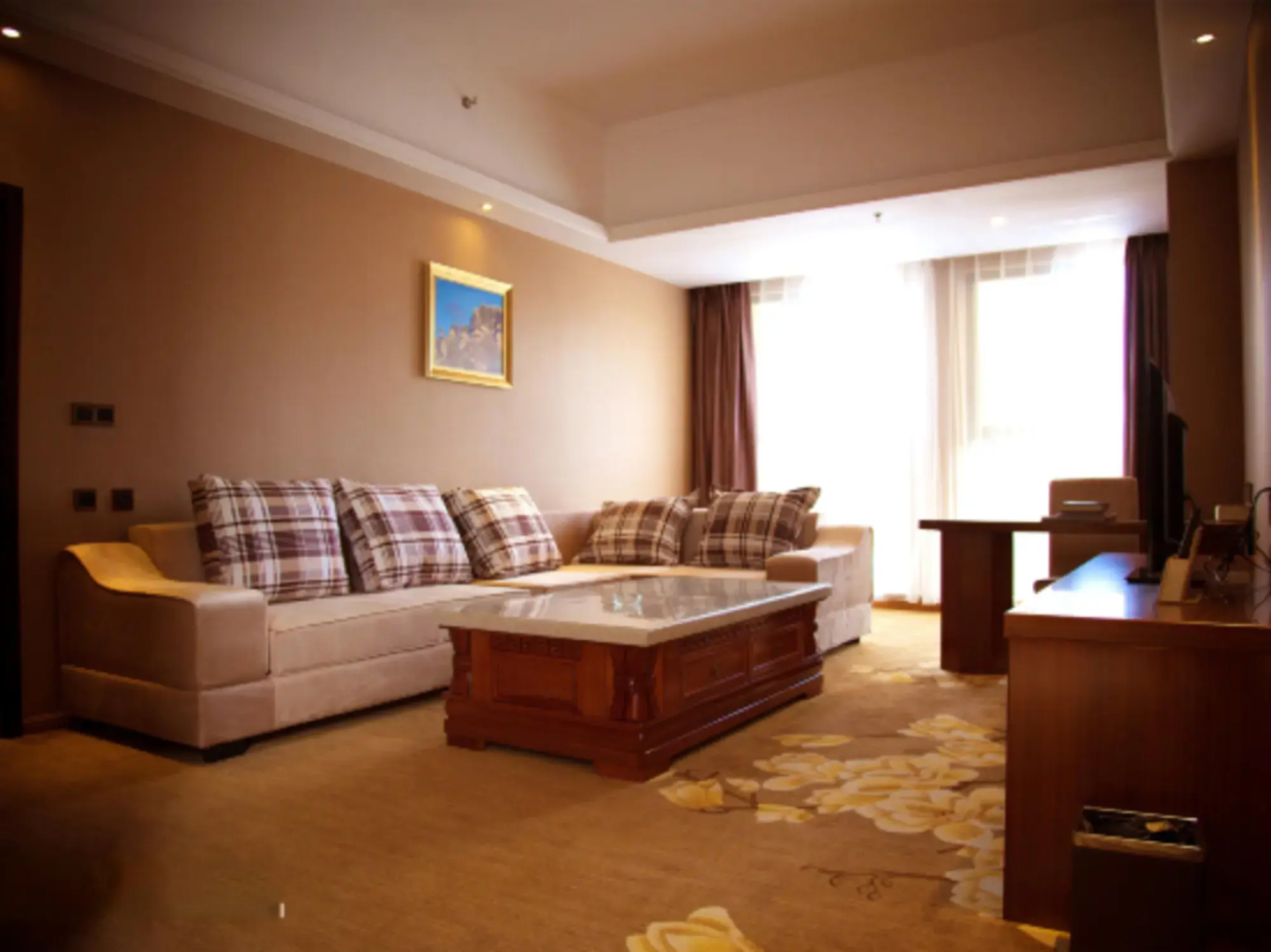 Golden Begonia Donggang Hotel Lincang