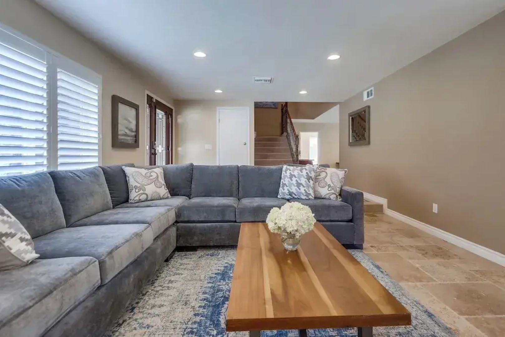Beautiful Backyard Oasis 5 bedroom 3 Bathroom Home