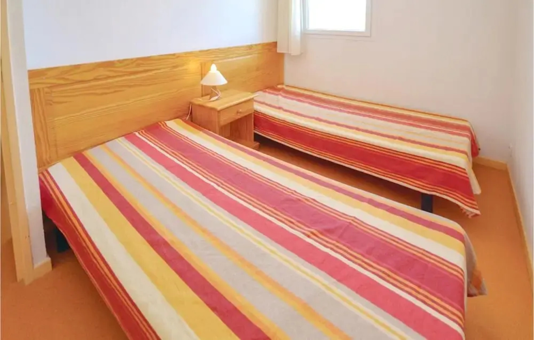 House With 2 Bedrooms In Calvisson With Pool Access And Furnished Garden 5 Km From The Beach