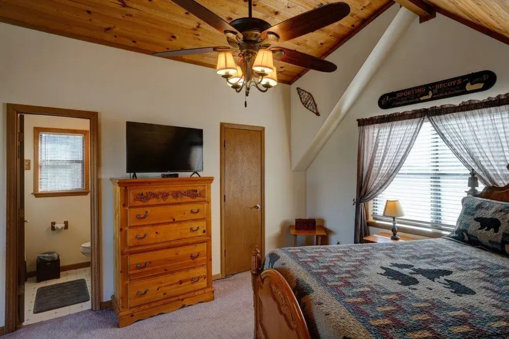 Eagle's Nest Hideaway