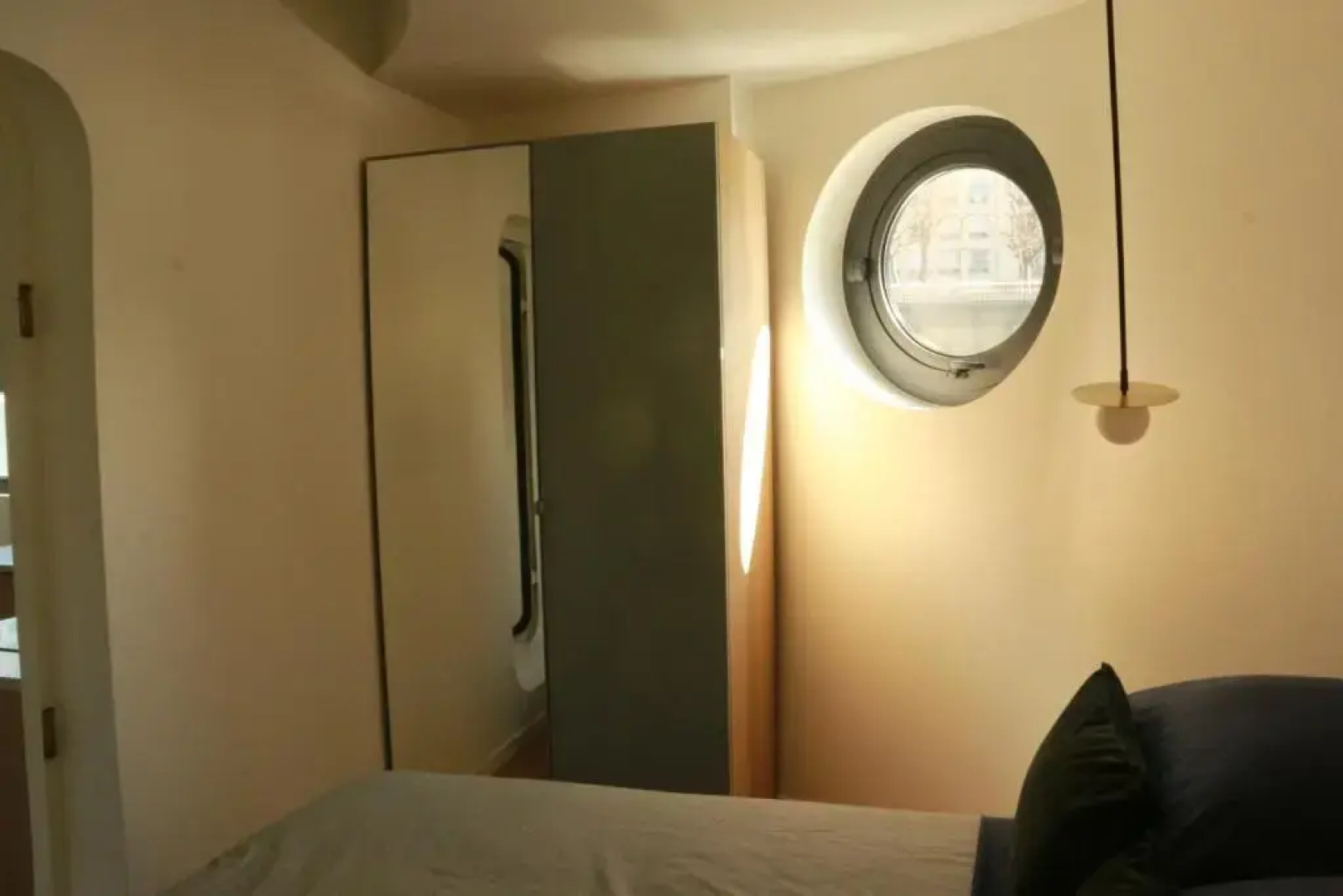 Studio très cosy - indépendant dans une péniche - Paris 16
