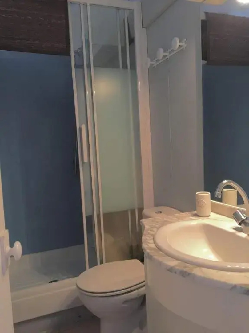 Accès direct plage pour ce T2 avec parking privatif 4PC125