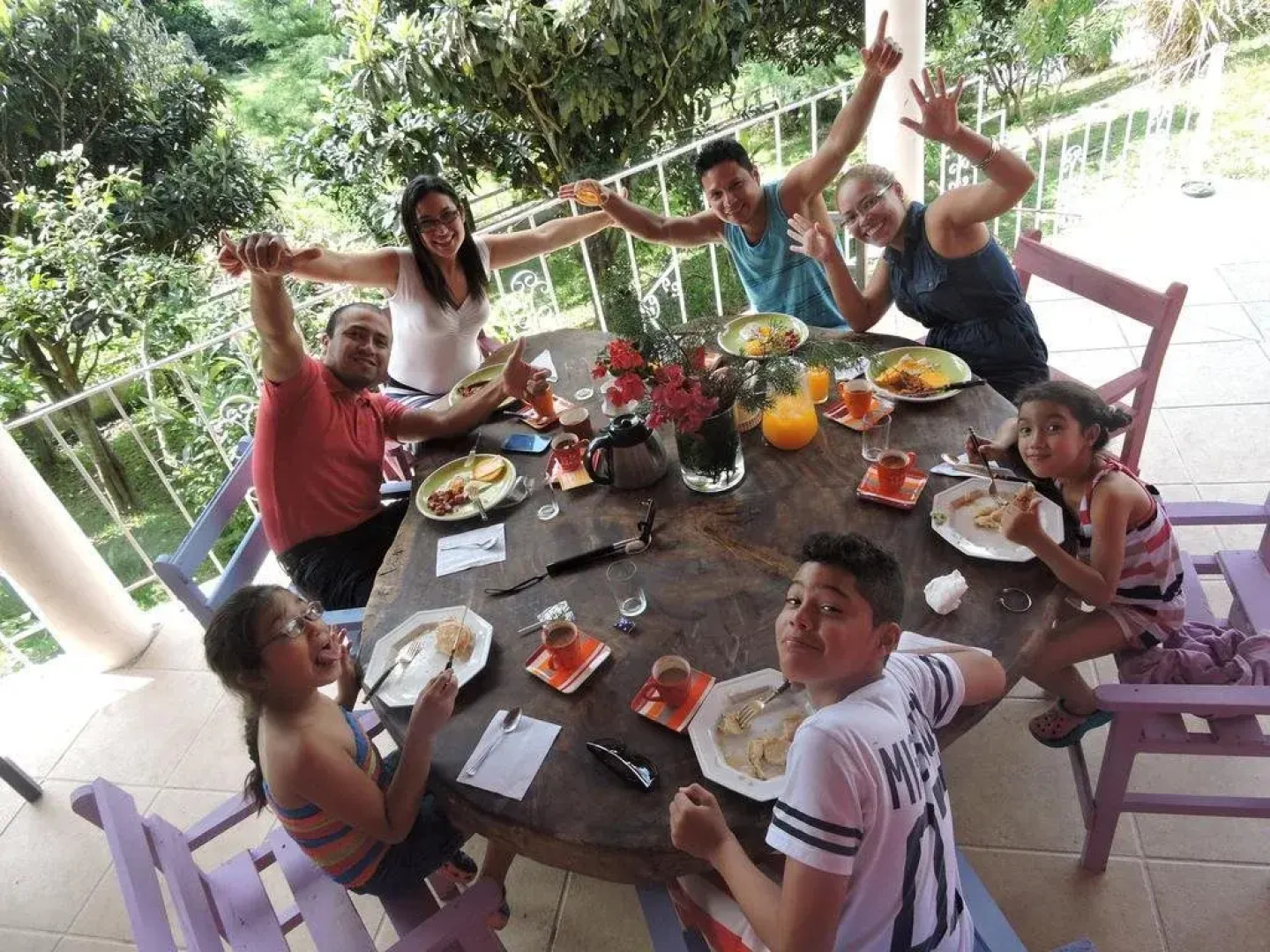 La Petite Maison Cabañas & Hostal