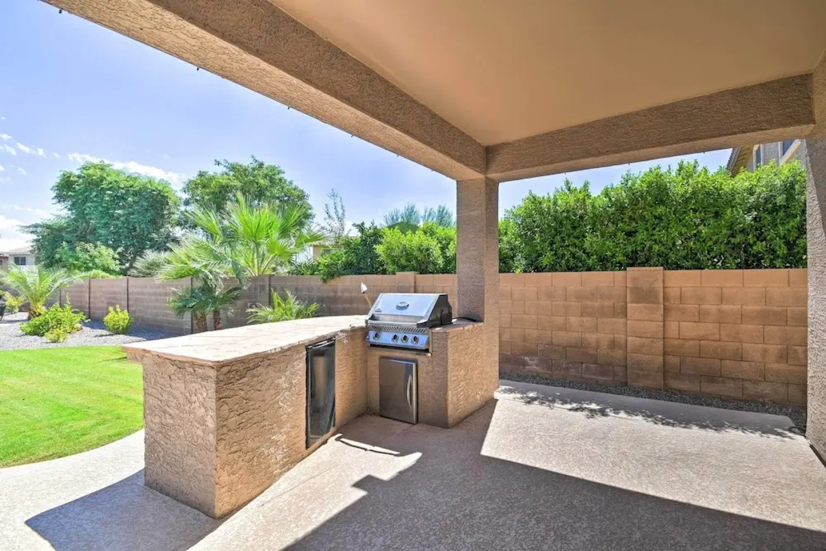 Walk to Surprise Stadium: Villa w/ Covered Patio!