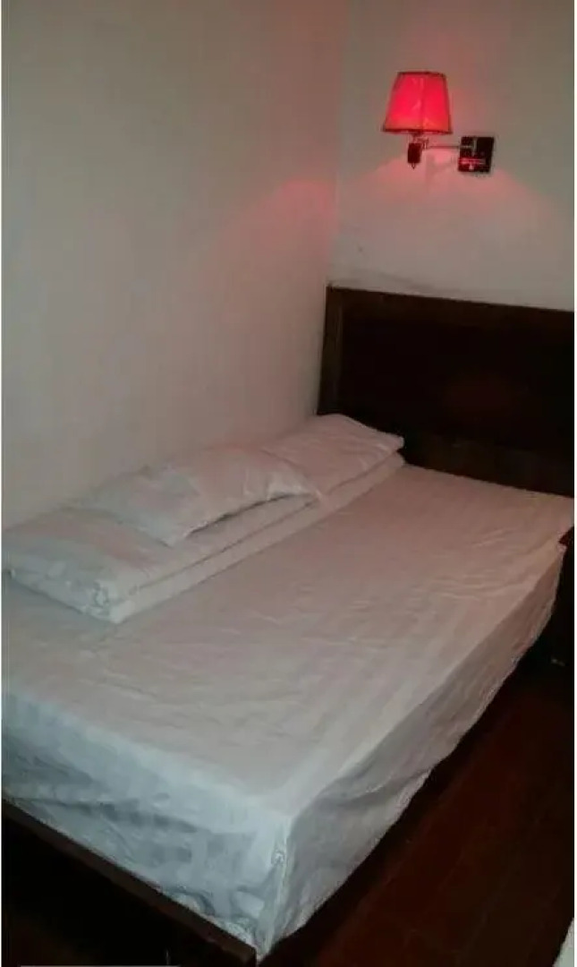 Xucheng Hongxuan Hotel