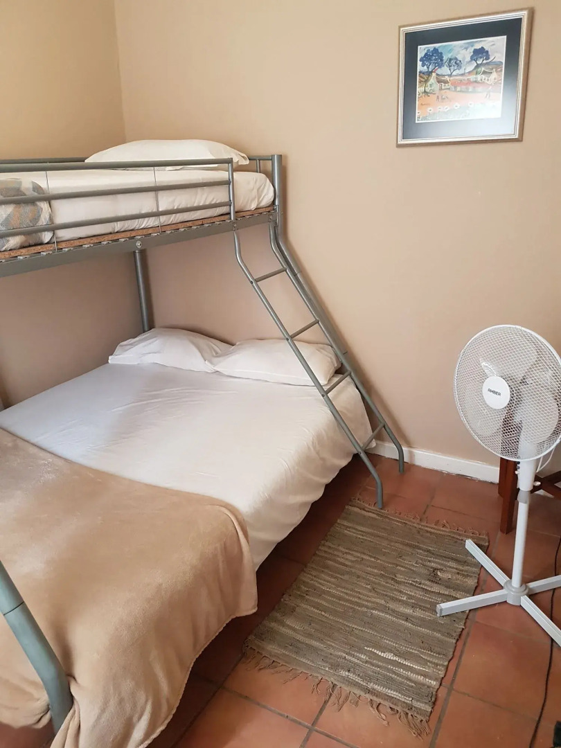 Oasis Shanti Backpackers