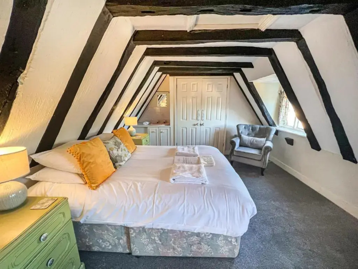 Victoria Cottage 3 Bedroom Grade 2 Listed Cottage Ref#421