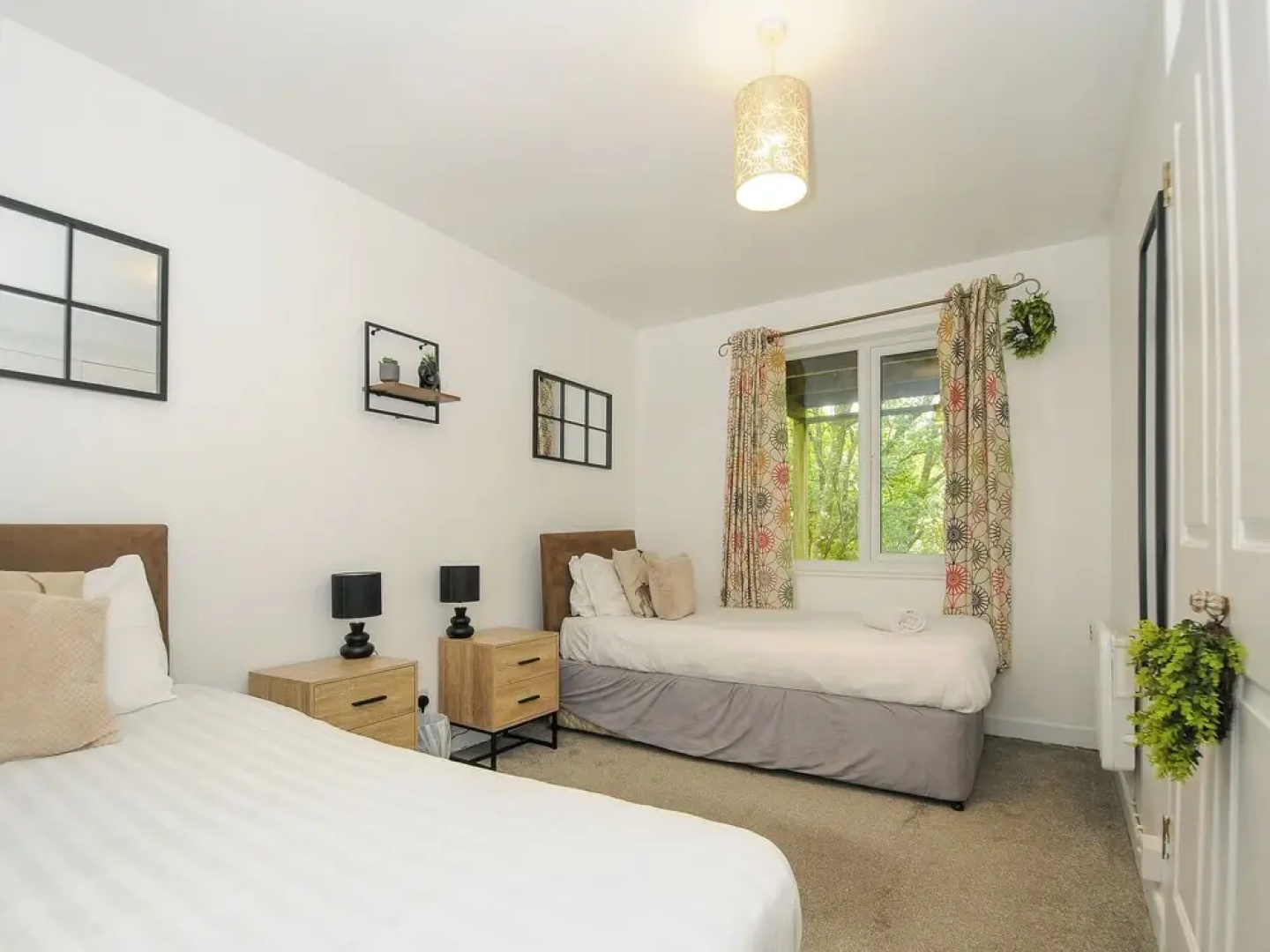 Valley Lodge 20