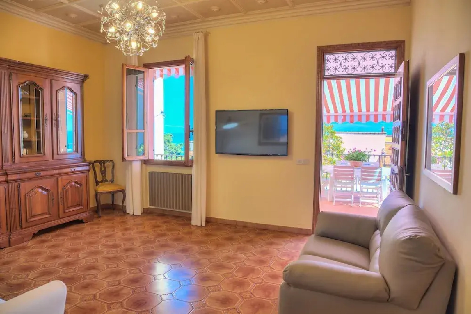 Villa Magnolia Costarainera