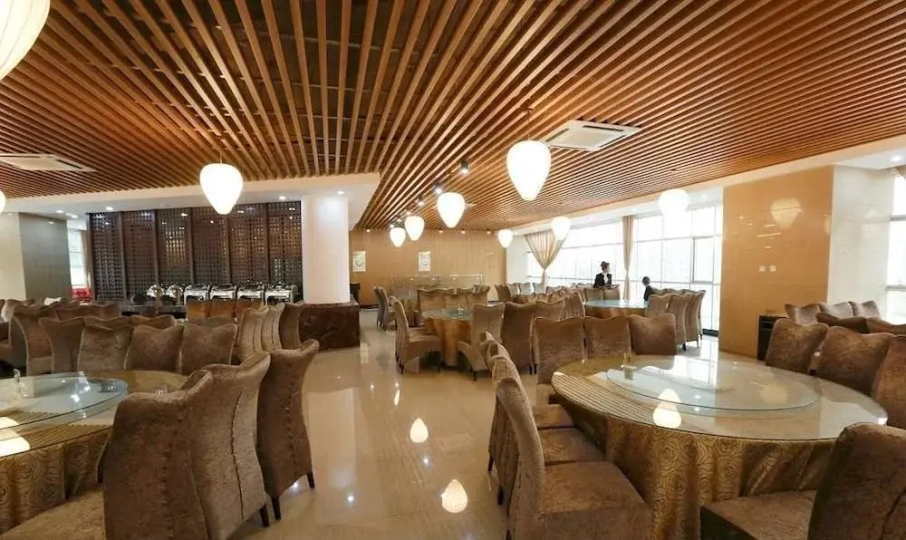 Kaiyue Holiday Hotel