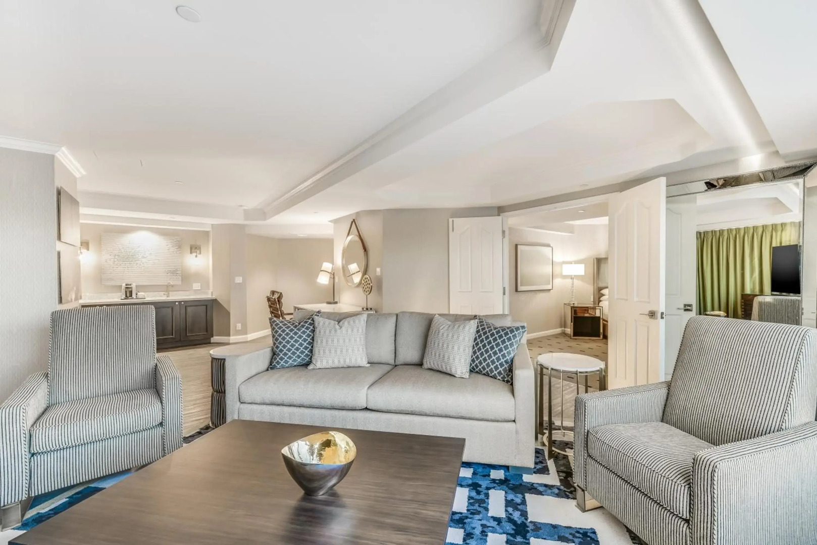 Отель Caesars Republic Lake Tahoe — A Caesars Destination