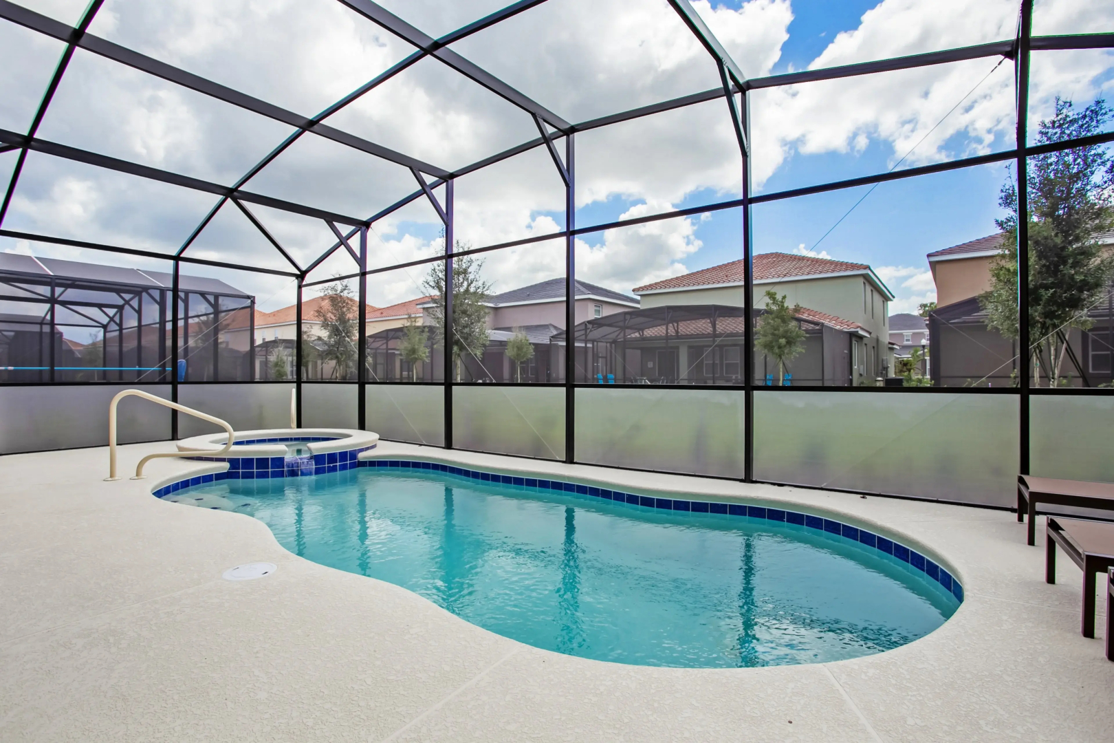 7036OAKWOOD villa