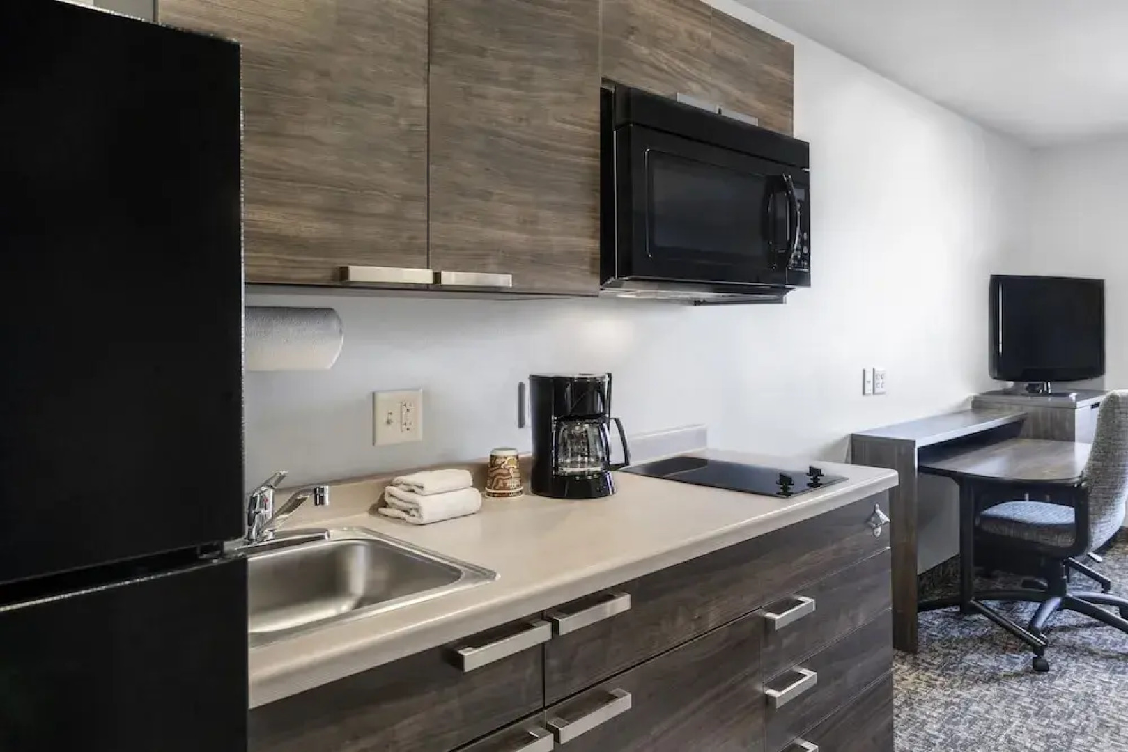 My Place Hotel-East Moline/Quad Cities, IL