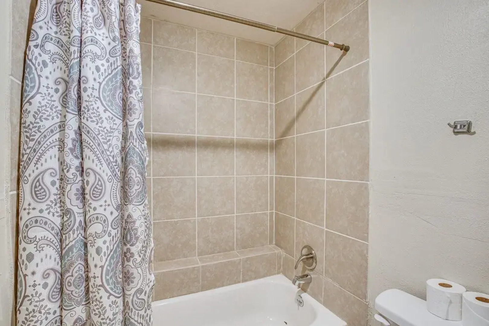 < 1 Mi to Lake Ray Hubbard: Home w/ Patio!