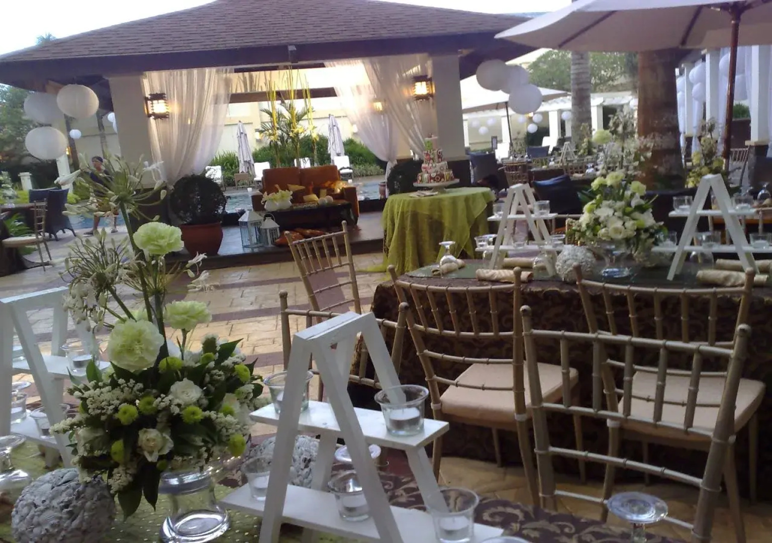 The Avenue Plaza Hotel