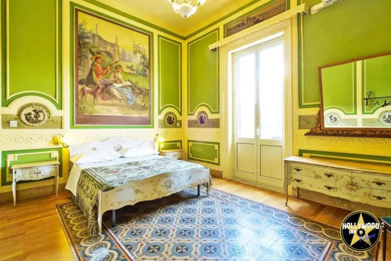 TIMES Luxury Rooms