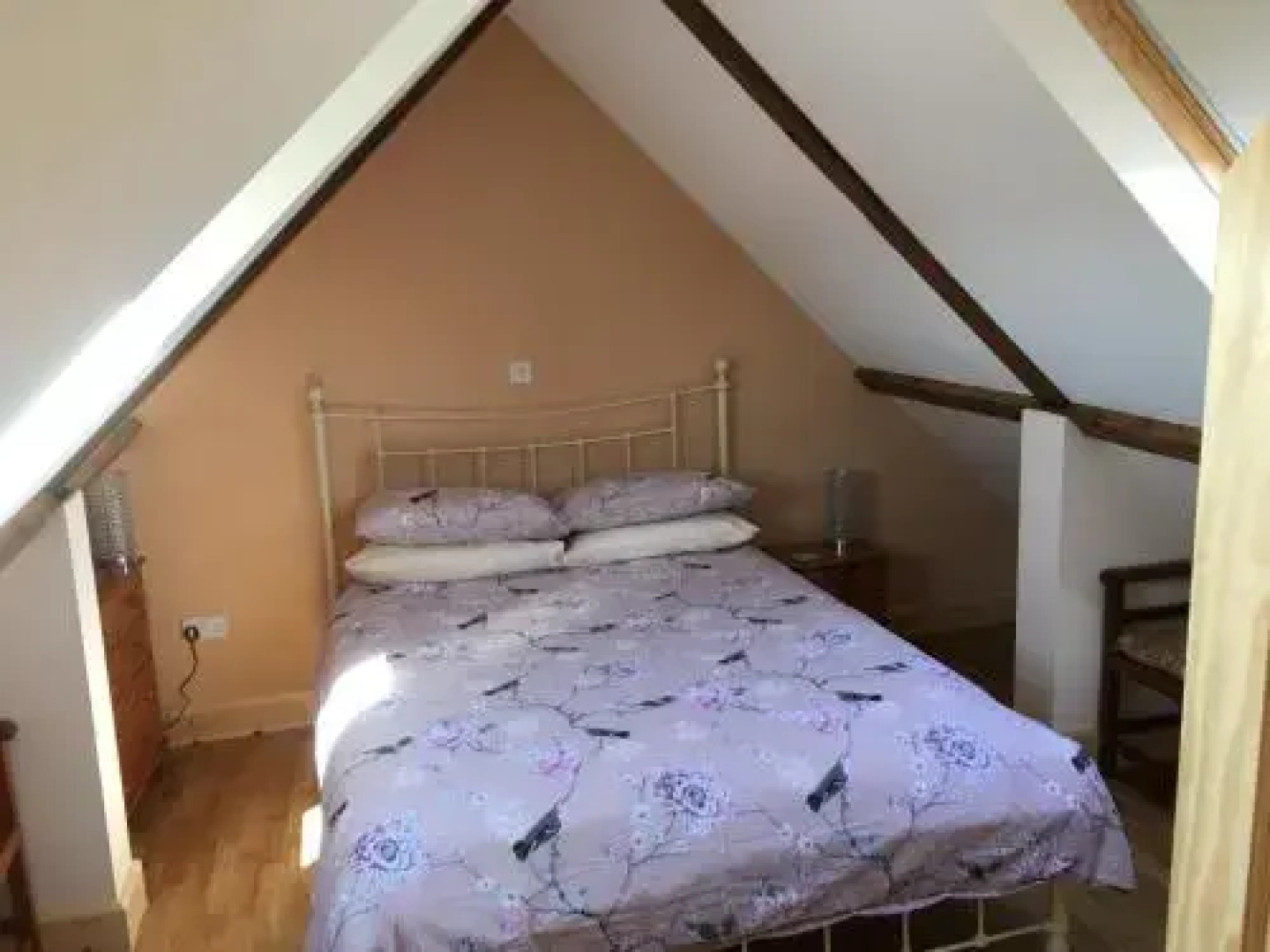 Apartment Honeycomb House