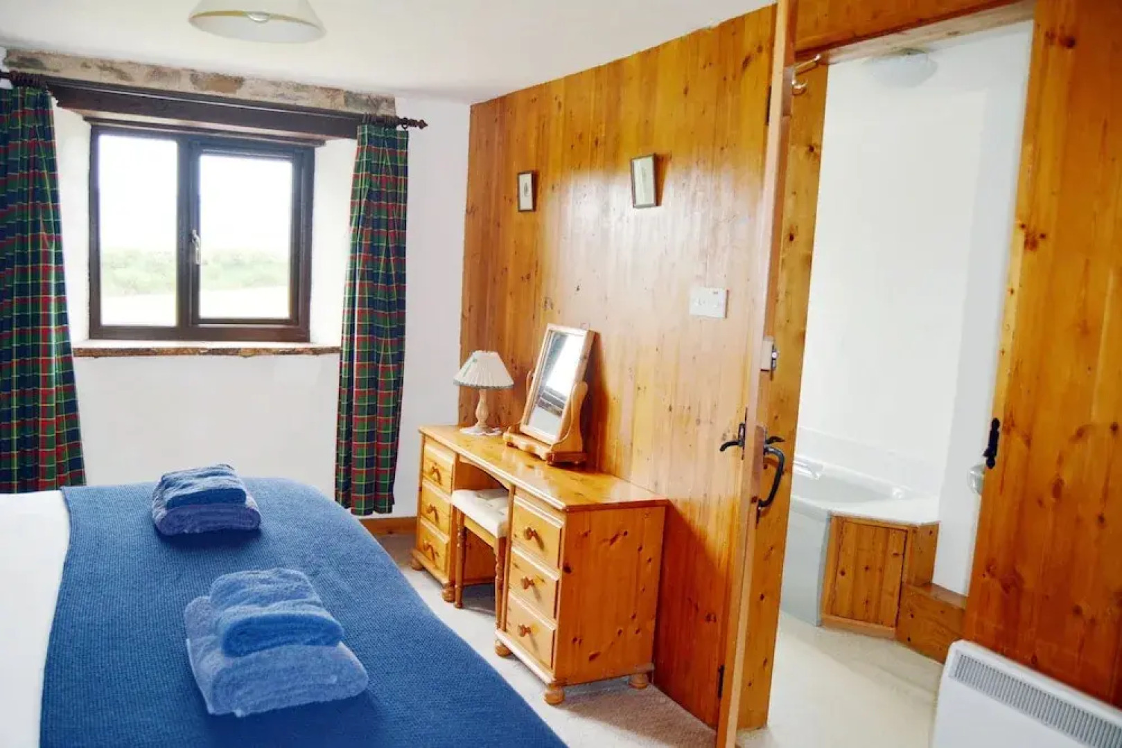 Pet-friendly spacious barn conversion in Exmoor National Park