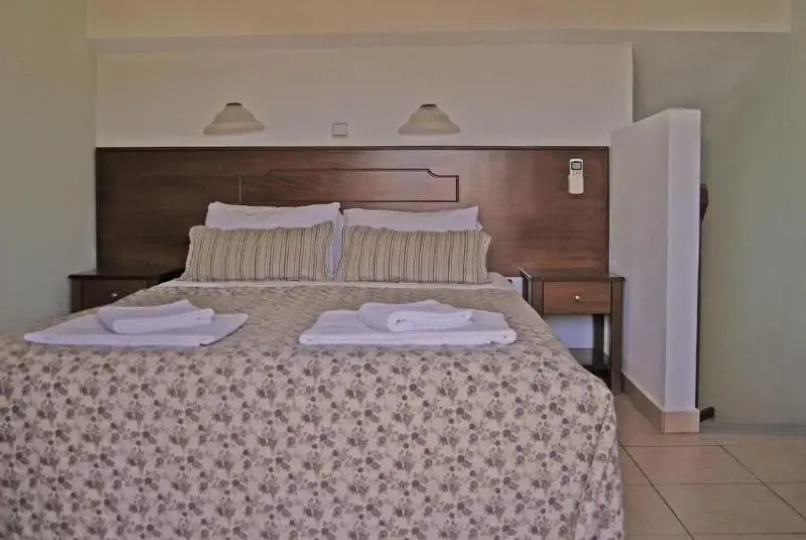 Elisabeth Apartments