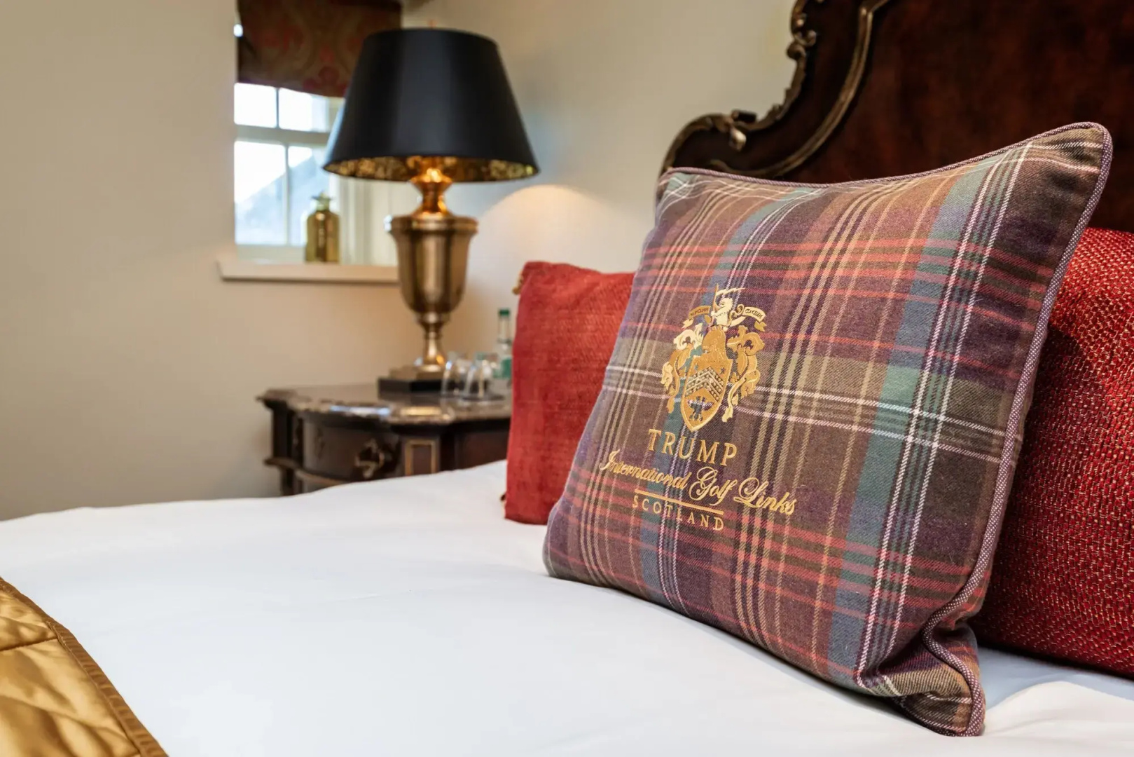 Trump MacLeod House & Lodge, Scotland