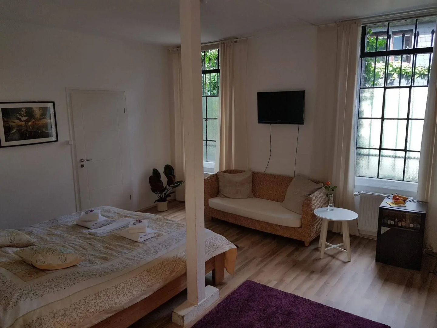 RheinRiver Guesthouse - Direkt am Rhein