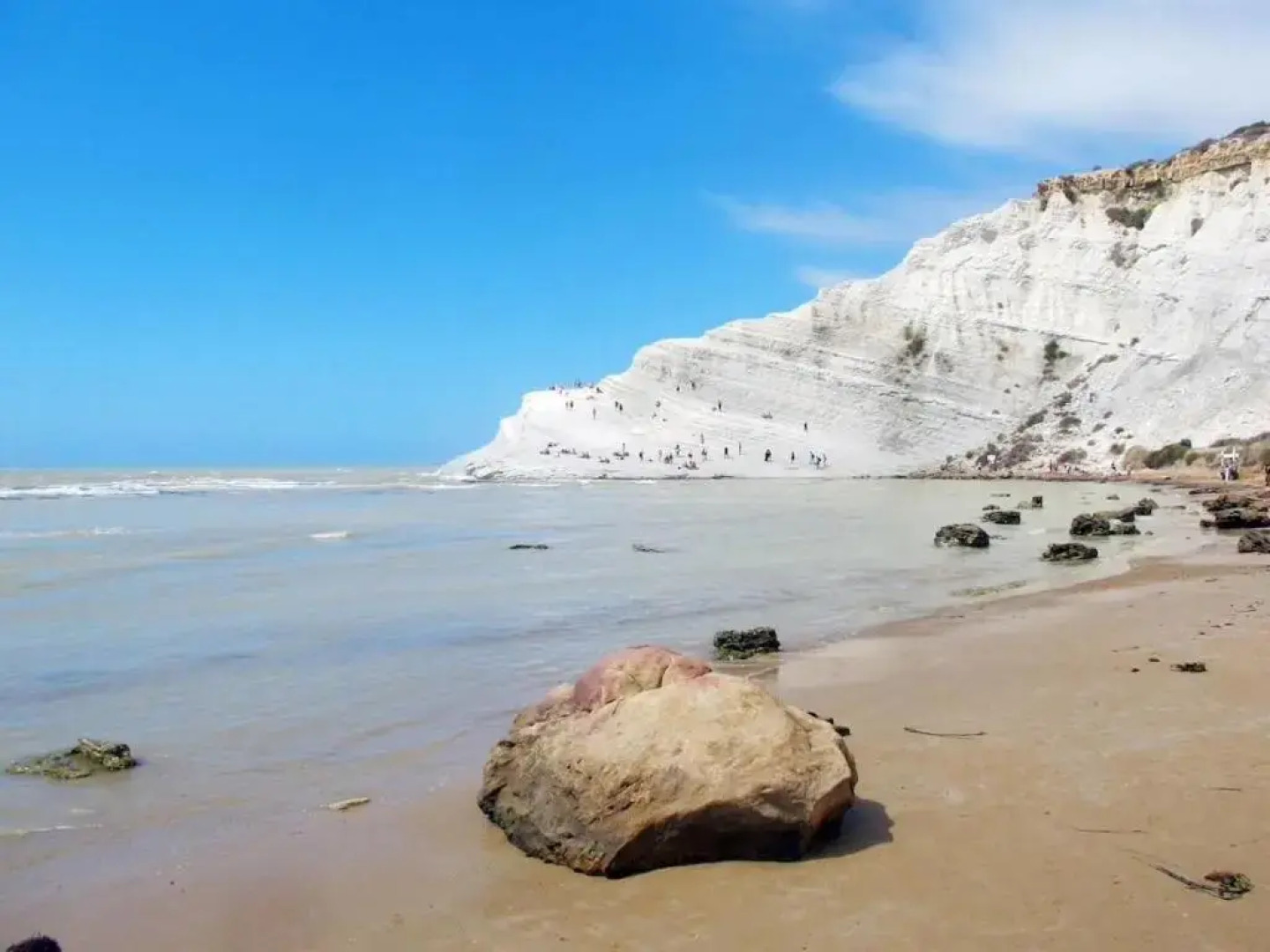 Nuovo Apt in Villa full optional con piscina e veranda vista mare a 500 mt dalla spiaggia della Scala