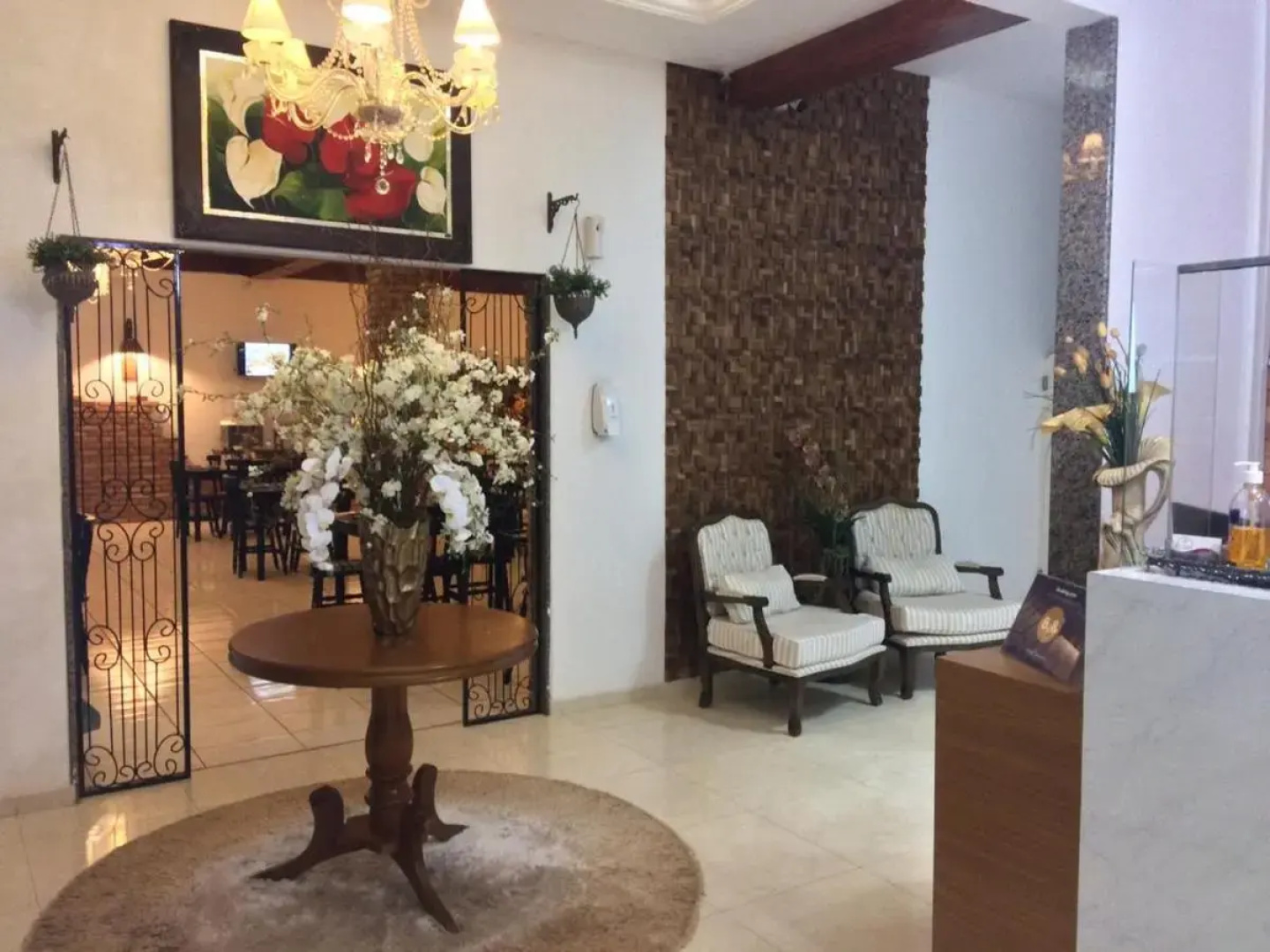 Hotel Senador Distributed By Ameris