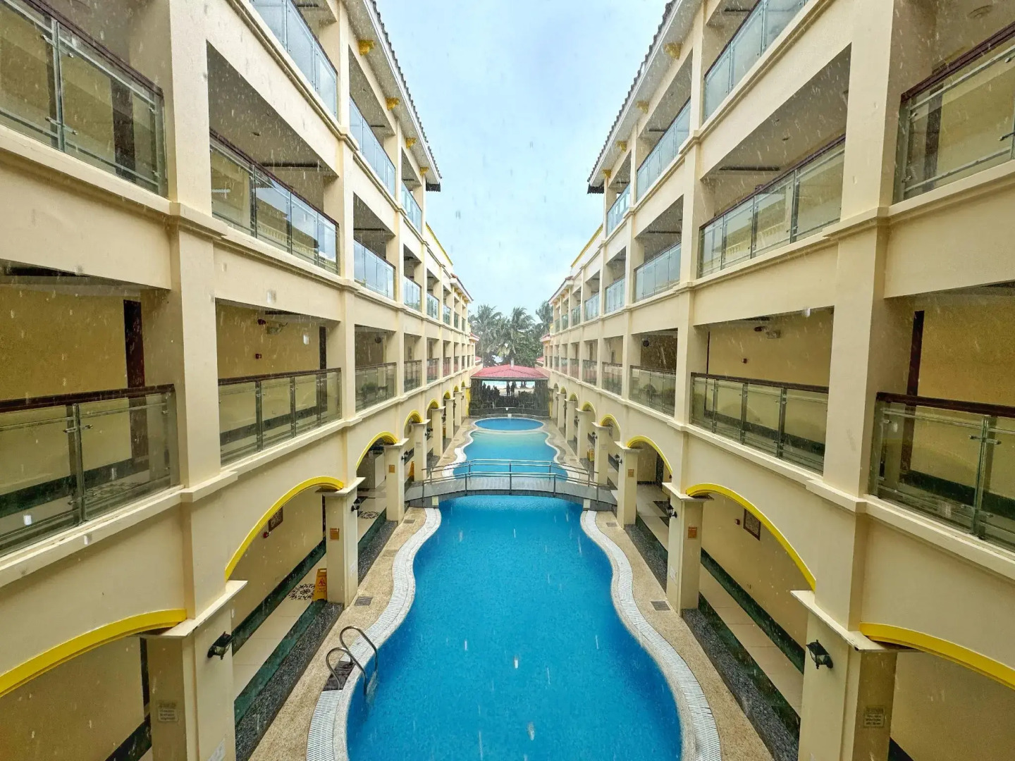 Golden Phoenix Hotel Boracay