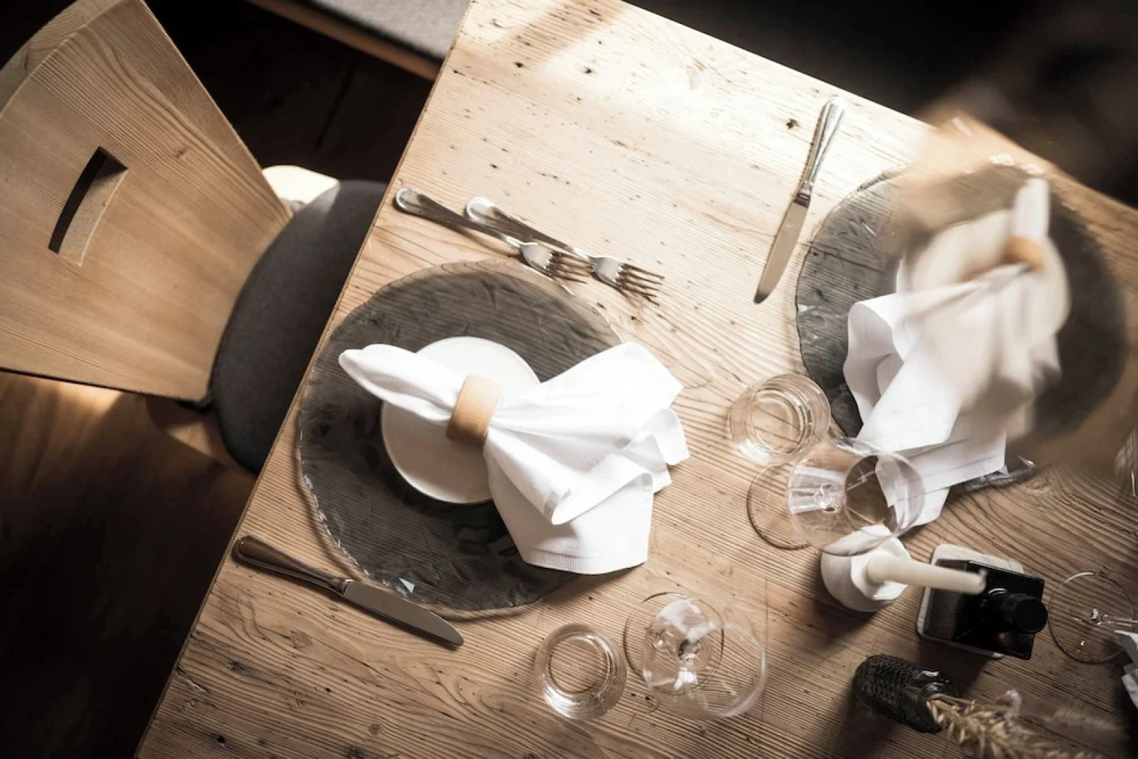 Presulis Hideaway Apartments & Restaurant