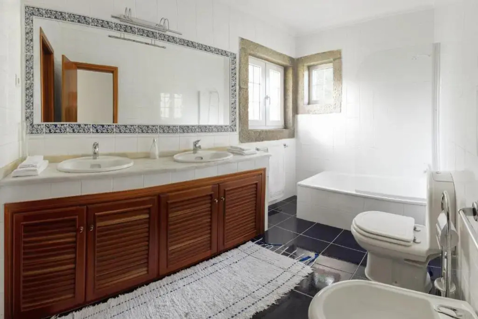 House With 5 Bedrooms in Paredes de Coura, With Wonderful Mountain View, Private Pool, Enclosed Garden Near the Beach