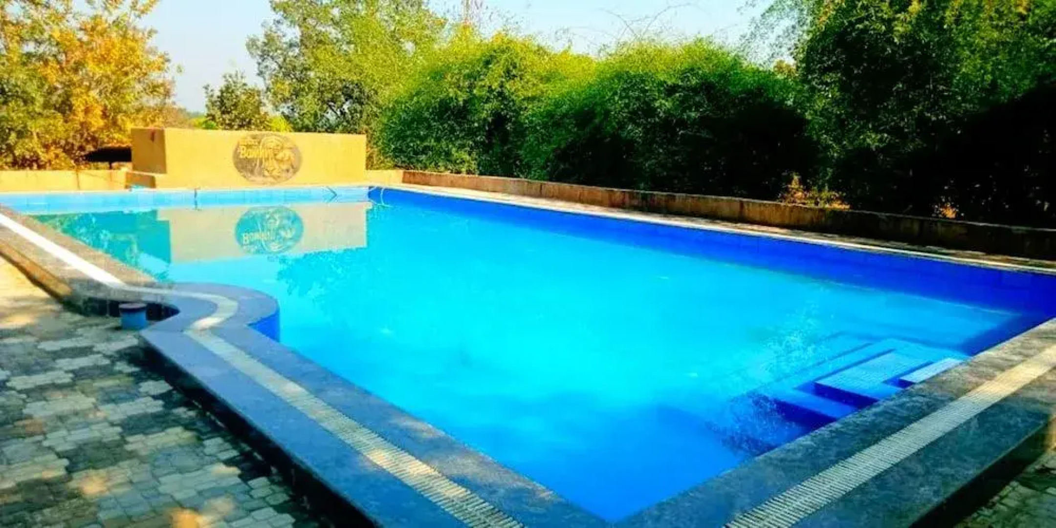 Royal Bamhni Holiday Resort