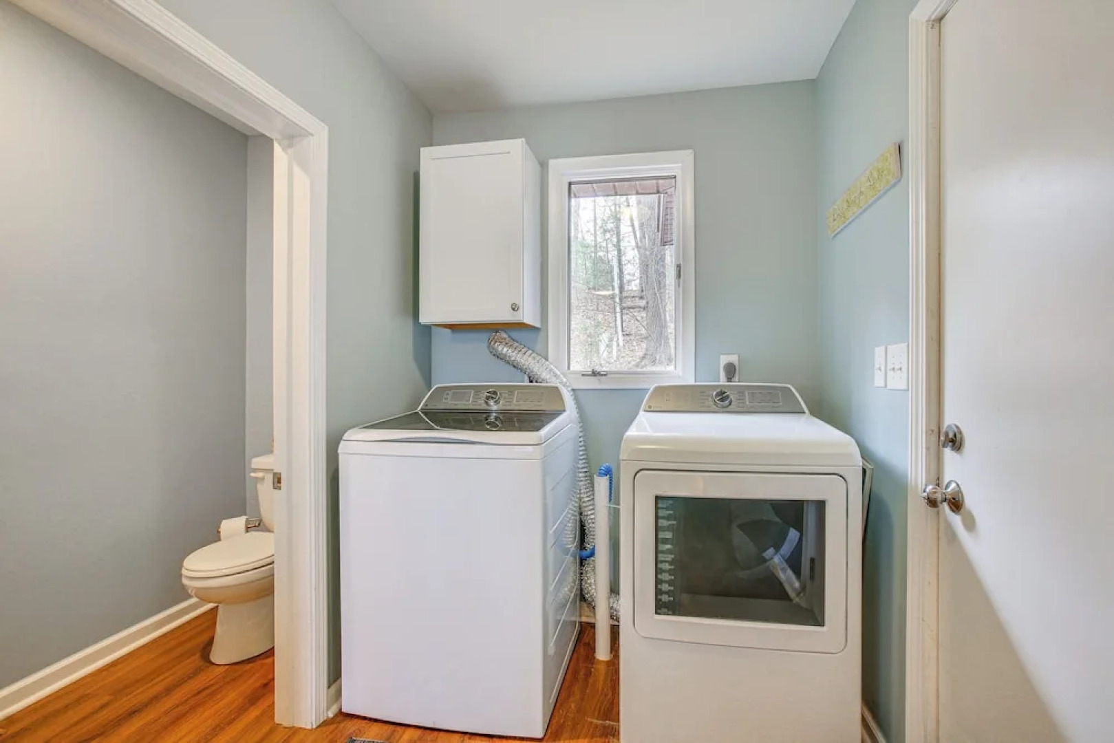 5 Mi to Mt Holiday: Spacious Home w/ Lake Views