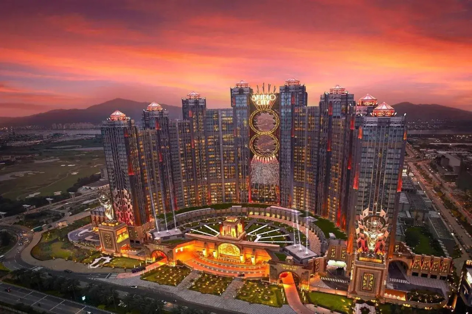 Epic Tower - Studio City Macau