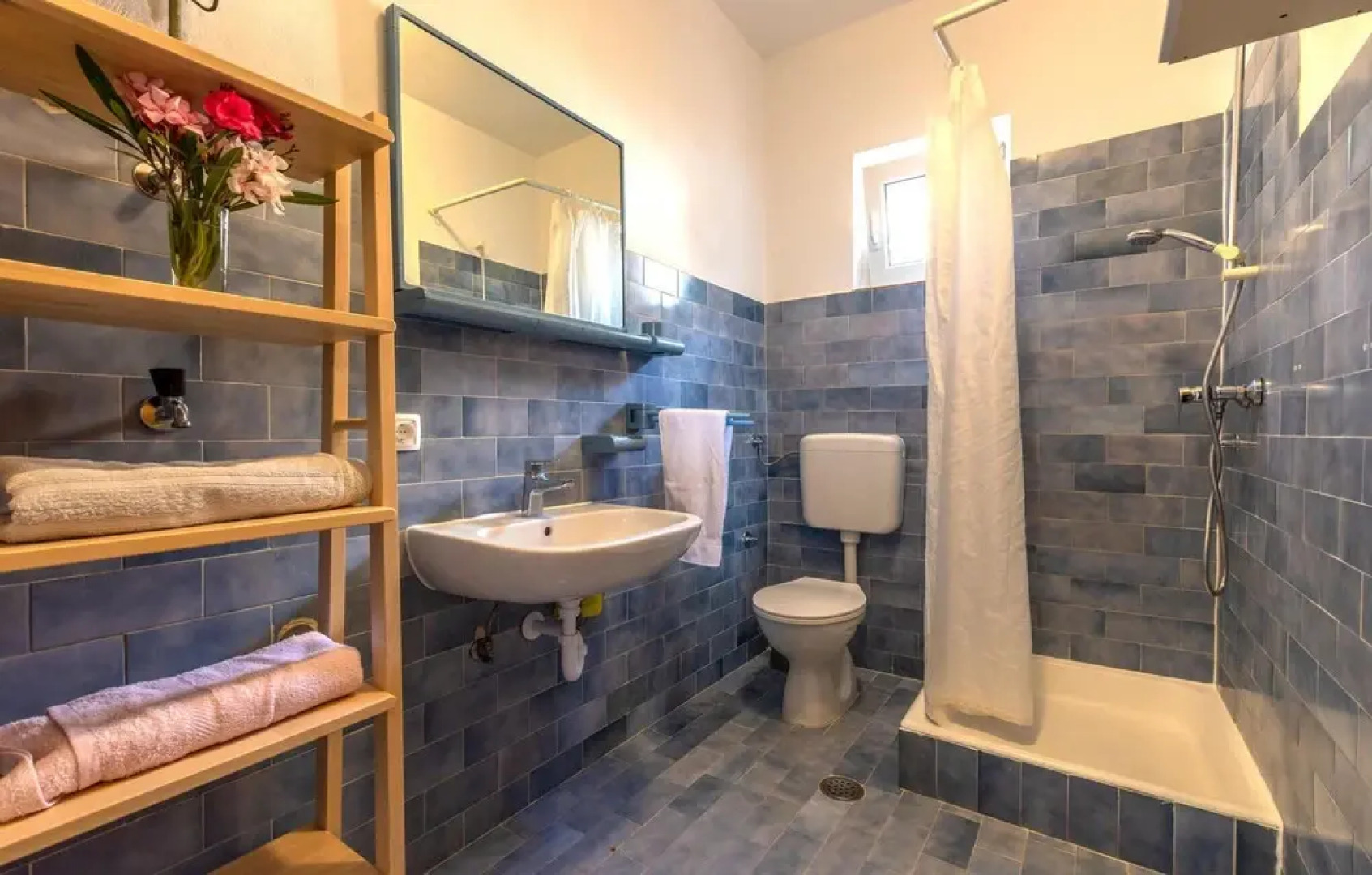 Amazing Home in Vinisce With Wifi and 2 Bedrooms