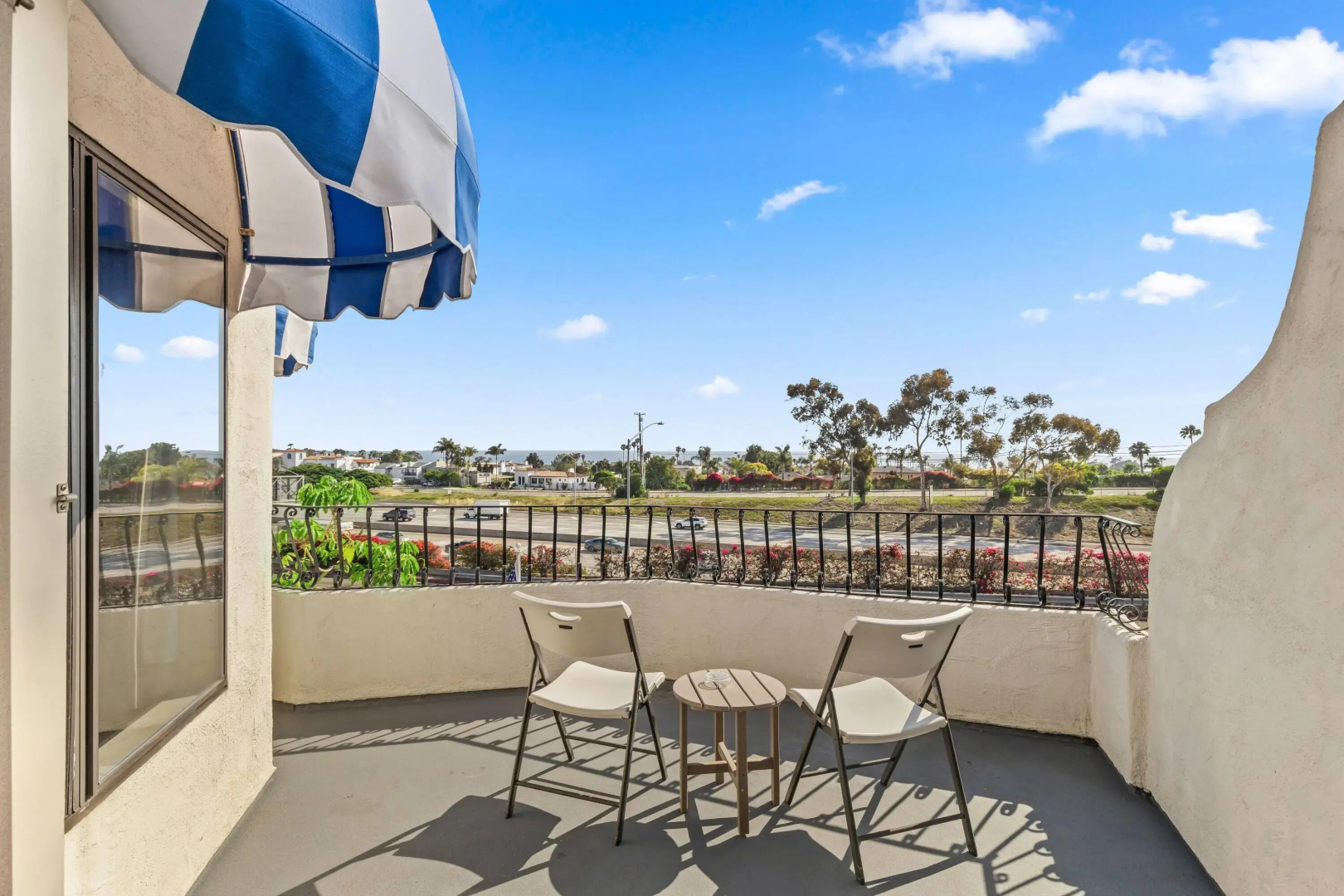 Travelodge by Wyndham San Clemente Beach
