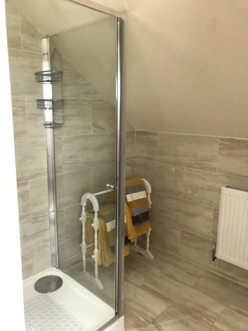 Country Retreat Sleeps 2 Near Cymyran Beach