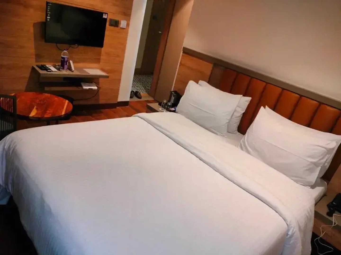 Hotel Season 4 Executive