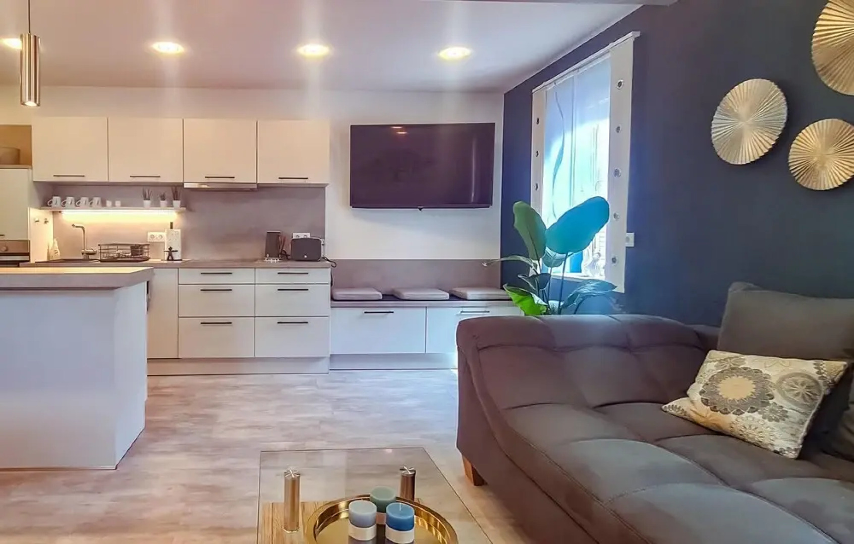 Beautiful Home in Neuhaus A.r. OT Steinh With Wifi and 2 Bedrooms