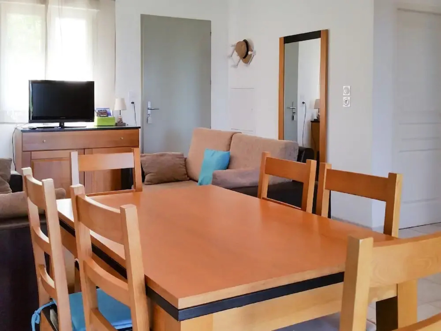 Beautiful, Comfortably Furnished Holiday Home in Corsica