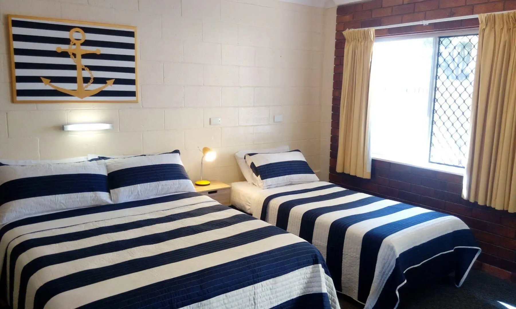 Sail Inn Motel