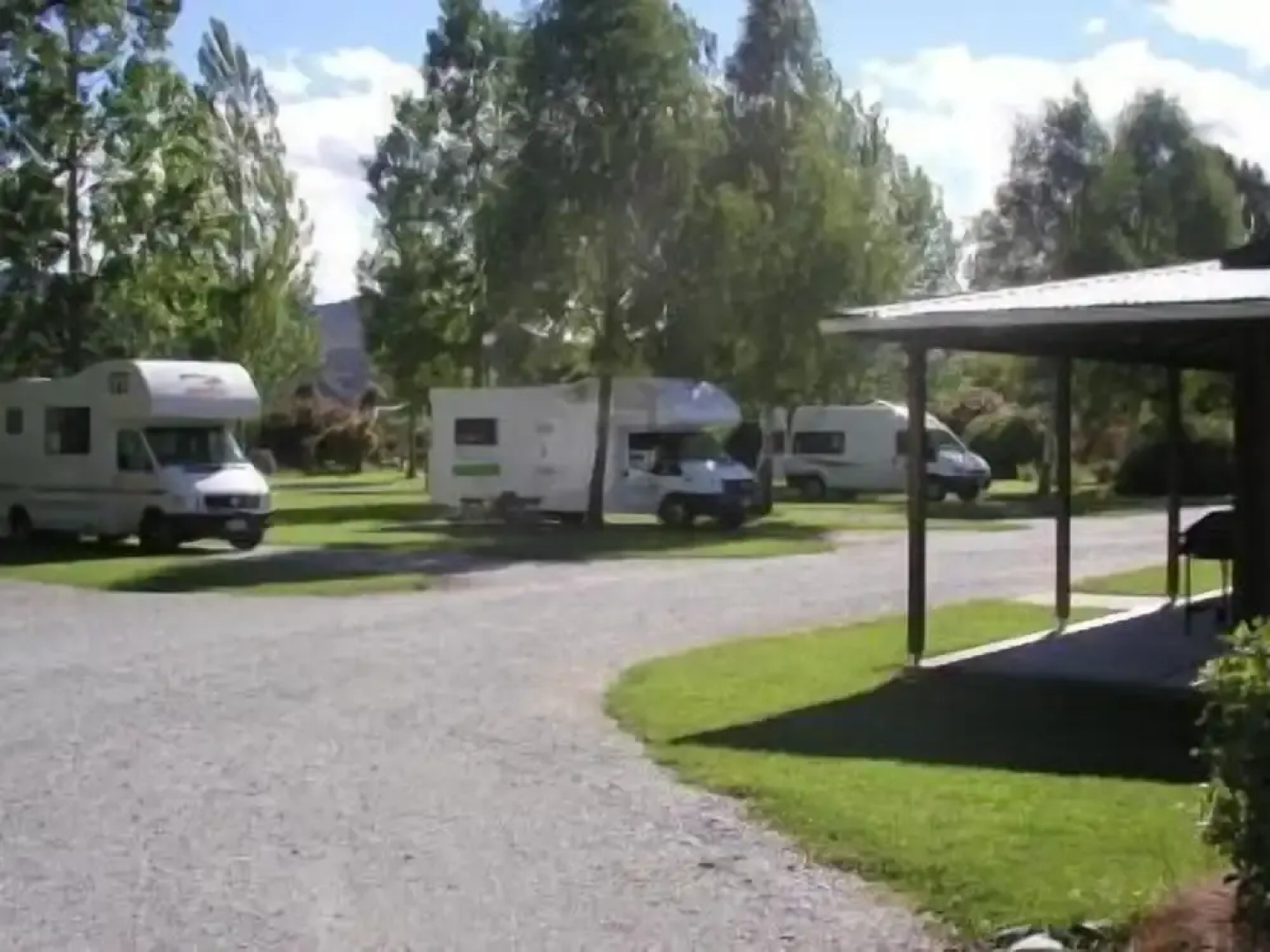 Kiwi Park Motels & Holiday Park