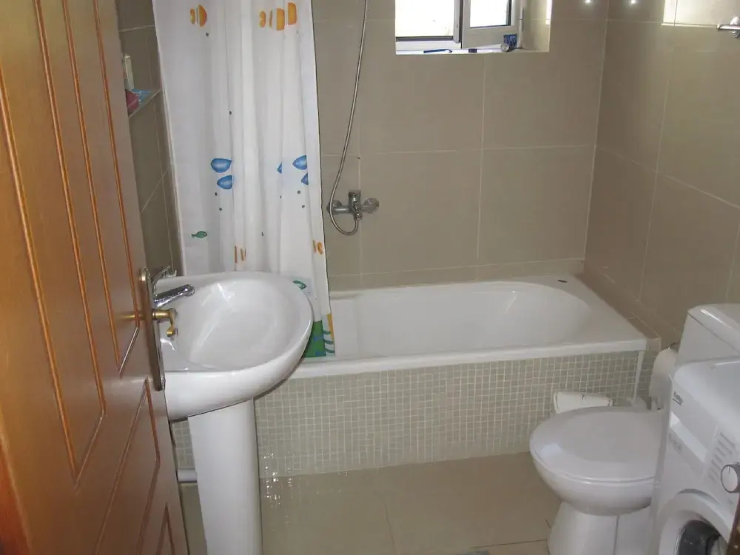 Luxurious Holiday Home in Vamos Plaka With Swimming Pool