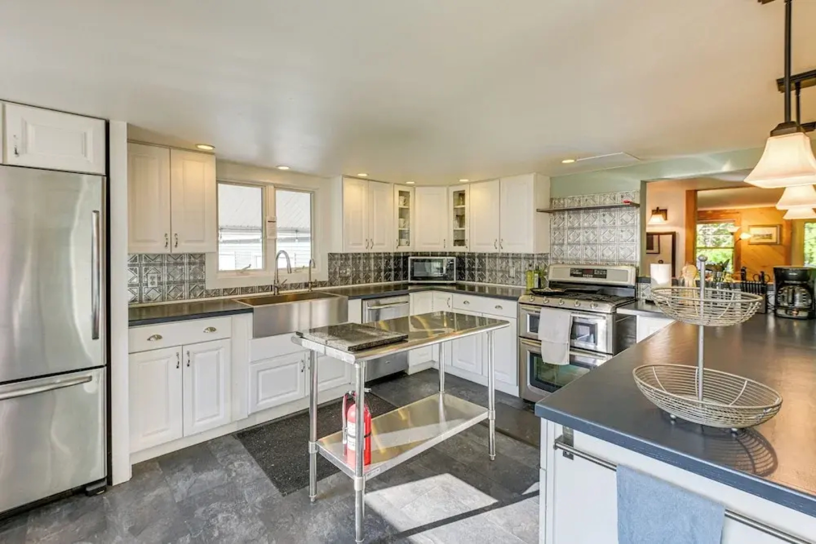 1 Mi to Acadia National Park: Spacious Retreat!
